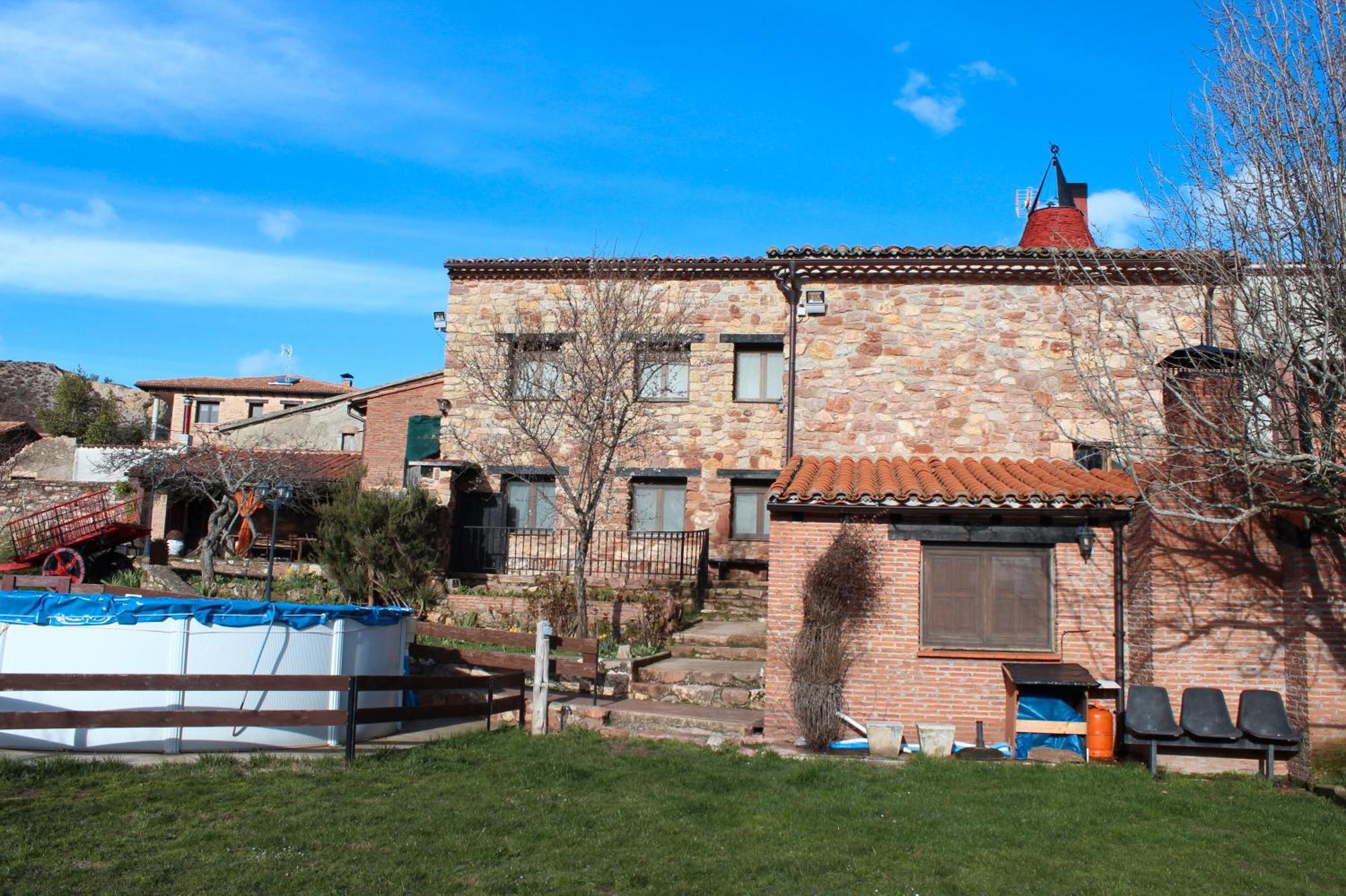 La Chimenea De Soria I Y I I Guest House Espeja de San Marcelino Exterior foto