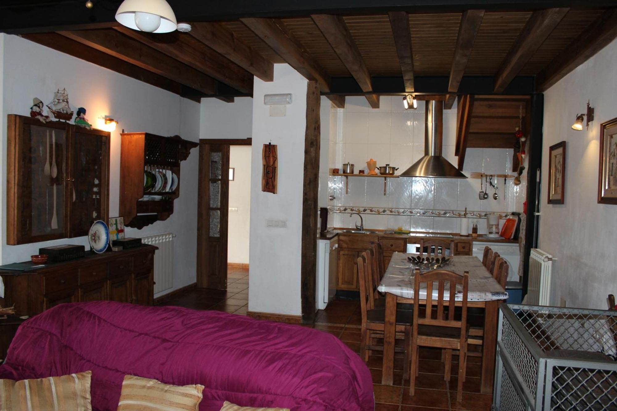 La Chimenea De Soria I Y I I Guest House Espeja de San Marcelino Exterior foto
